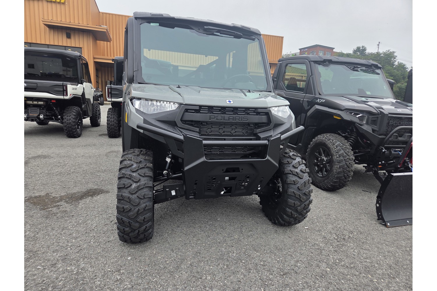 2027 Polaris RANGER CREW XP 1000 CAB Side x Side