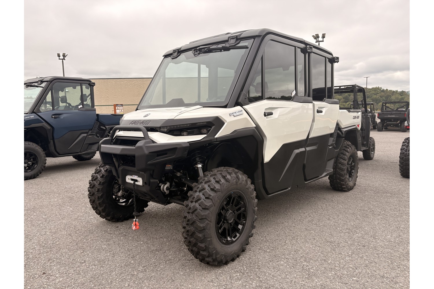2026 Can-Am Defender MAX Limited HD11 Side x Side