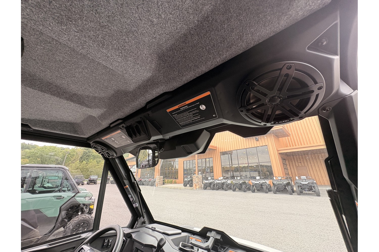 2026 Can-Am Defender MAX Limited HD11 Side x Side
