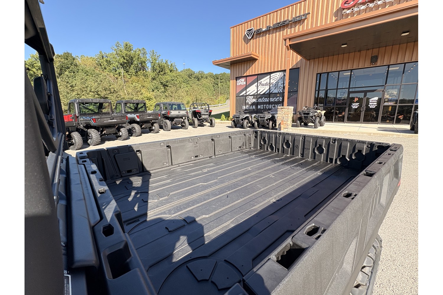 2026 Can-Am Defender 6x6 XT HD10 Side x Side