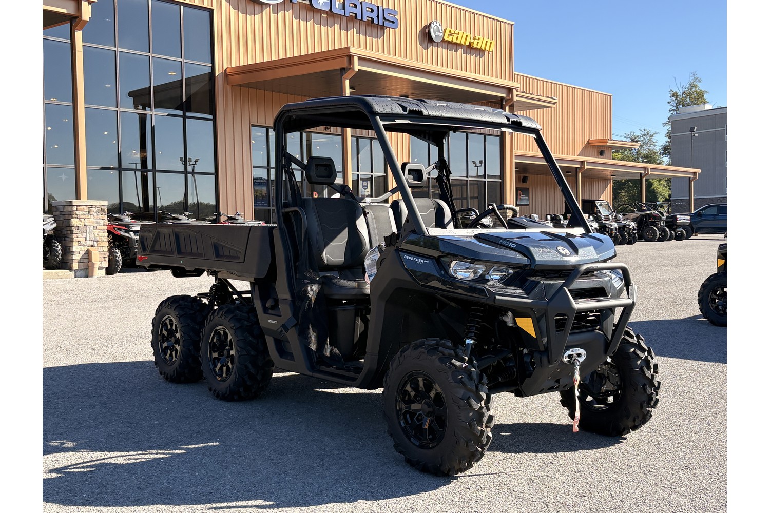 2026 Can-Am Defender 6x6 XT HD10 Side x Side