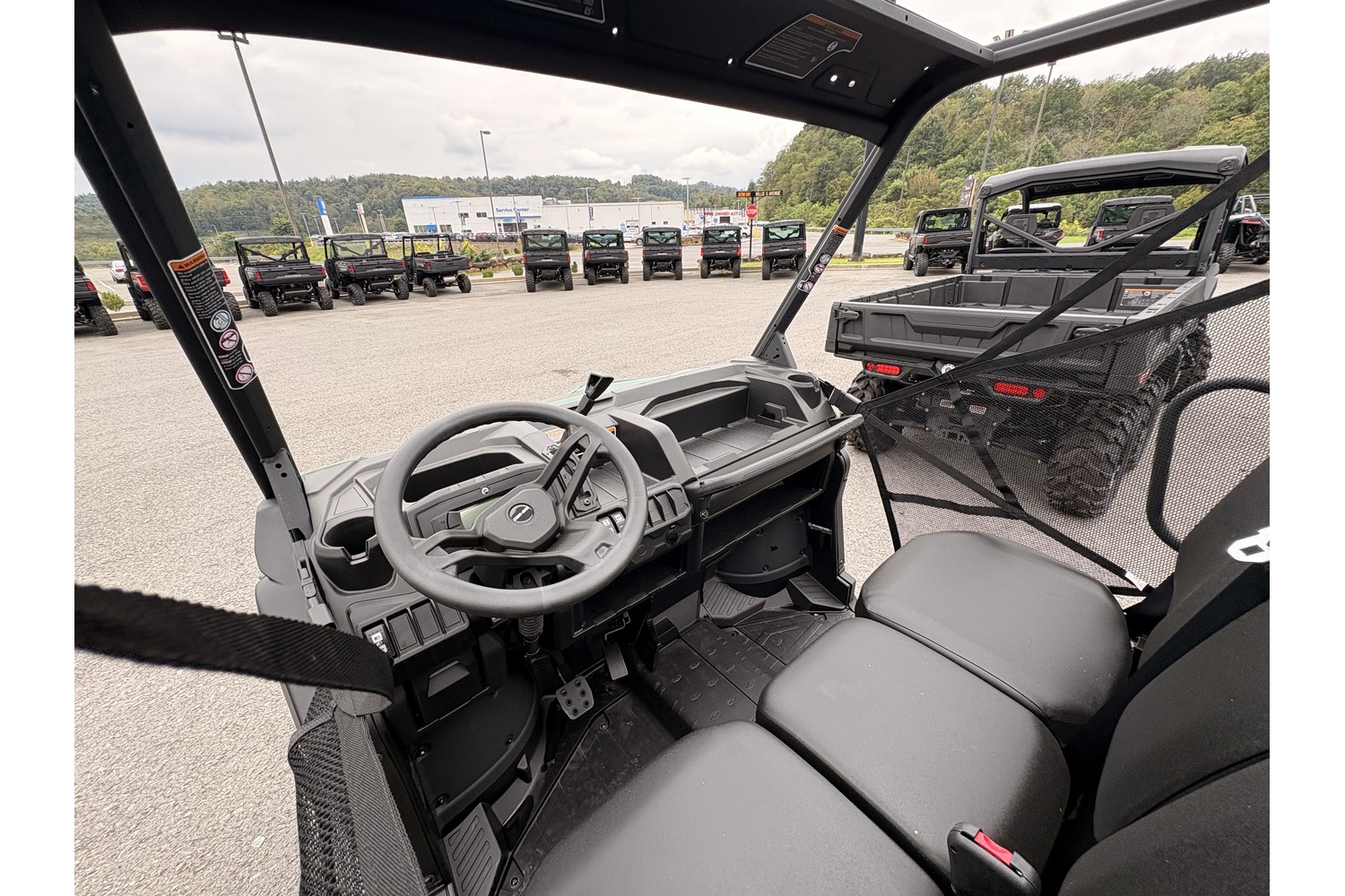 2026 Can-Am Defender DPS CAB HD10 Side x Side