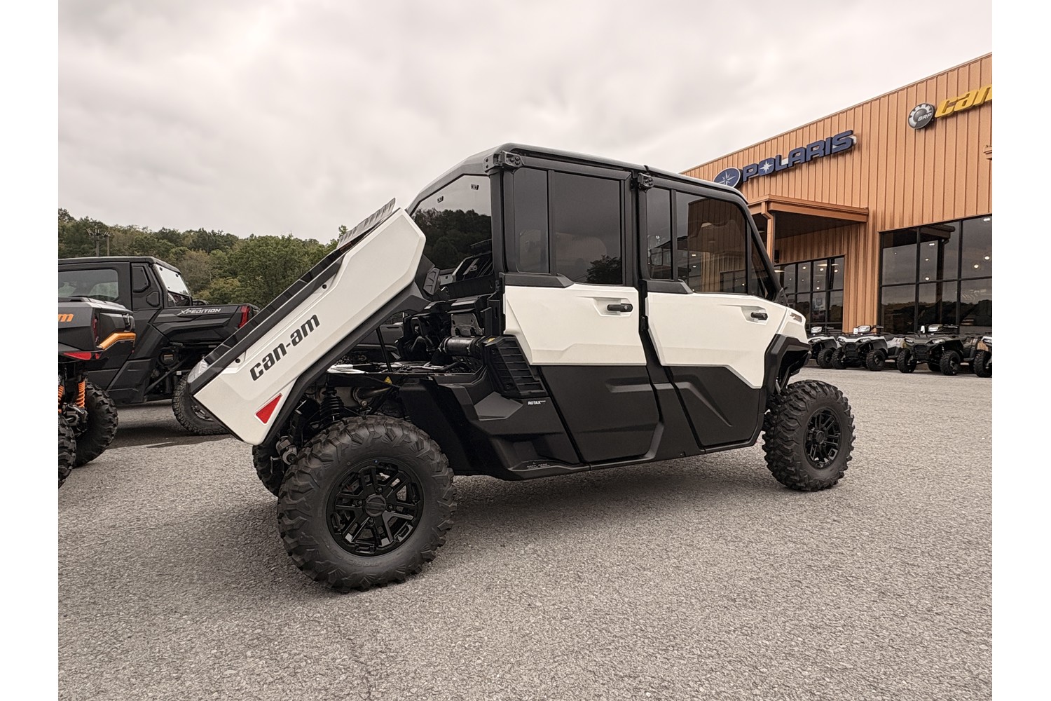 2026 Can-Am Defender MAX Limited HD11 Side x Side