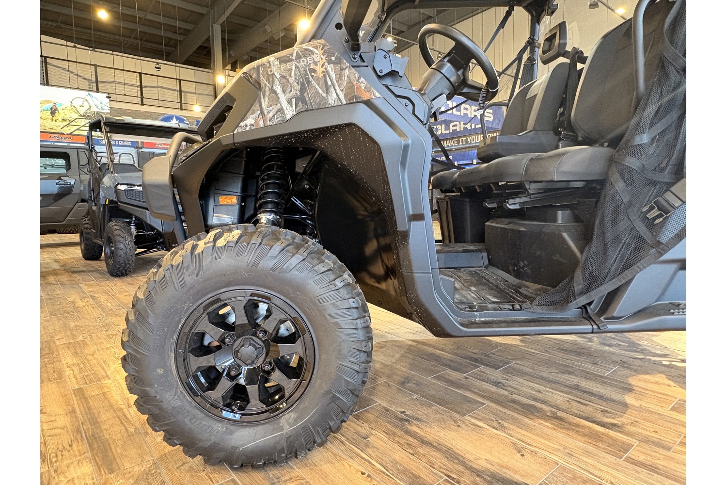 2026 Can-Am Defender XT HD11 Side x Side