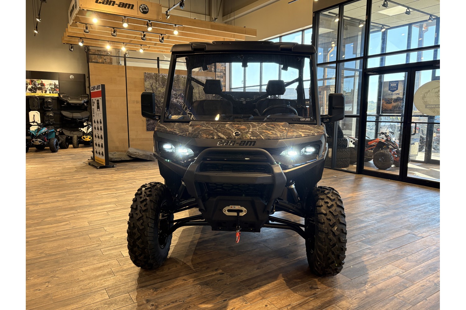 2026 Can-Am Defender XT HD11 Side x Side