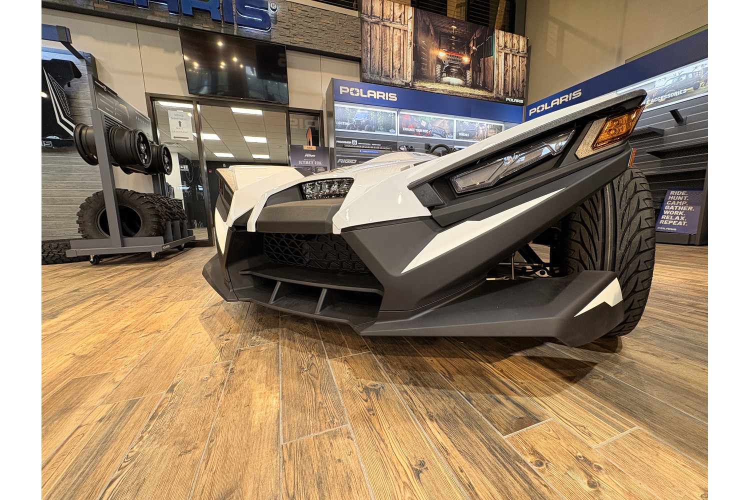 2026 Polaris Slingshot SL - Autodrive 3-Wheel Motorcycle