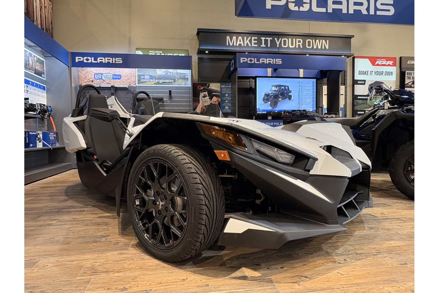 2026 Polaris Slingshot SL - Autodrive 3-Wheel Motorcycle